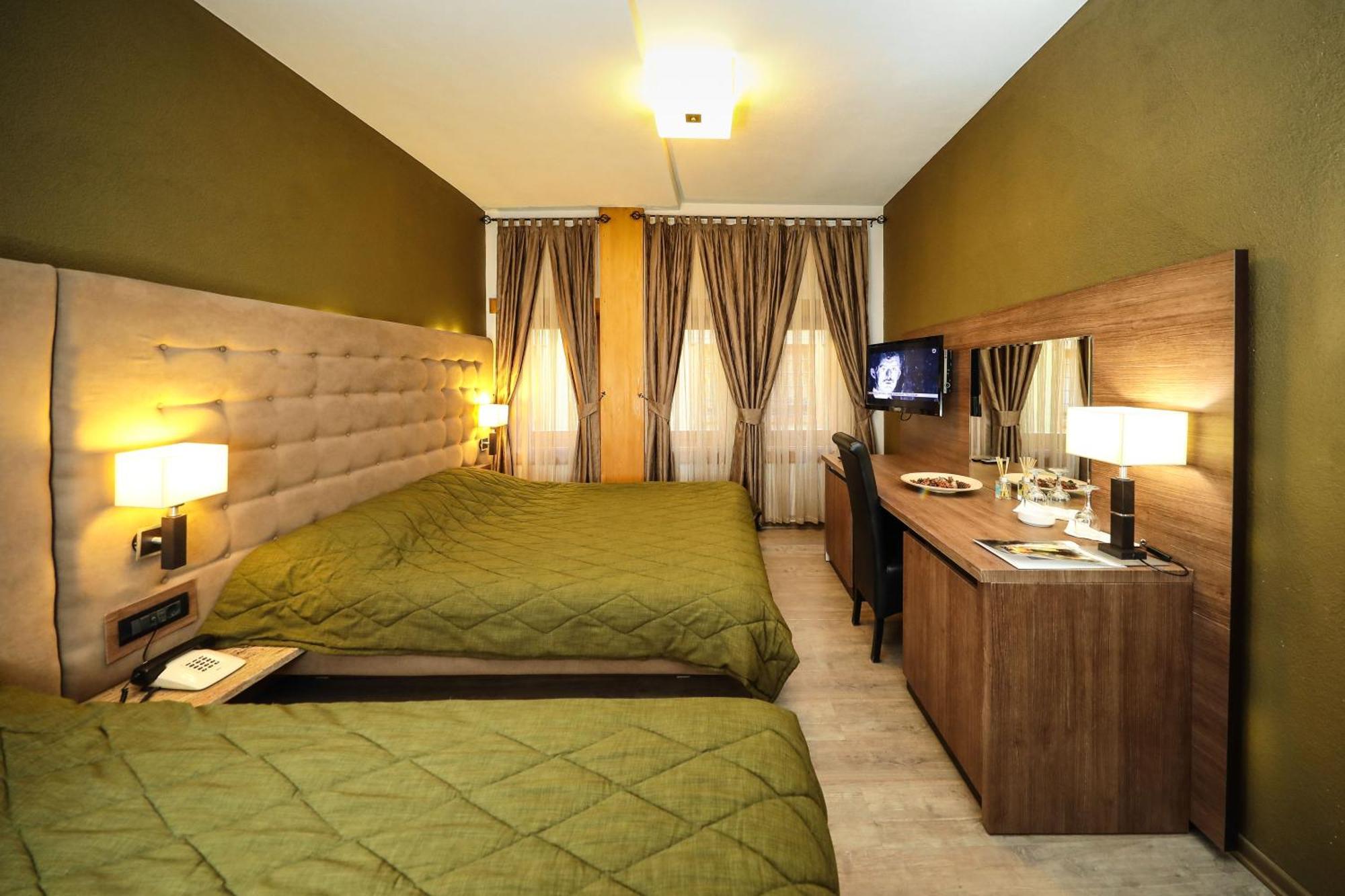 Hotel Carshia E Jupave Gjakova Екстериор снимка