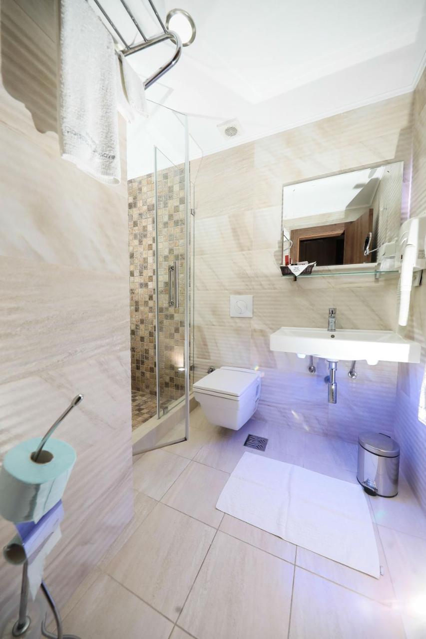 Hotel Carshia E Jupave Gjakova Екстериор снимка